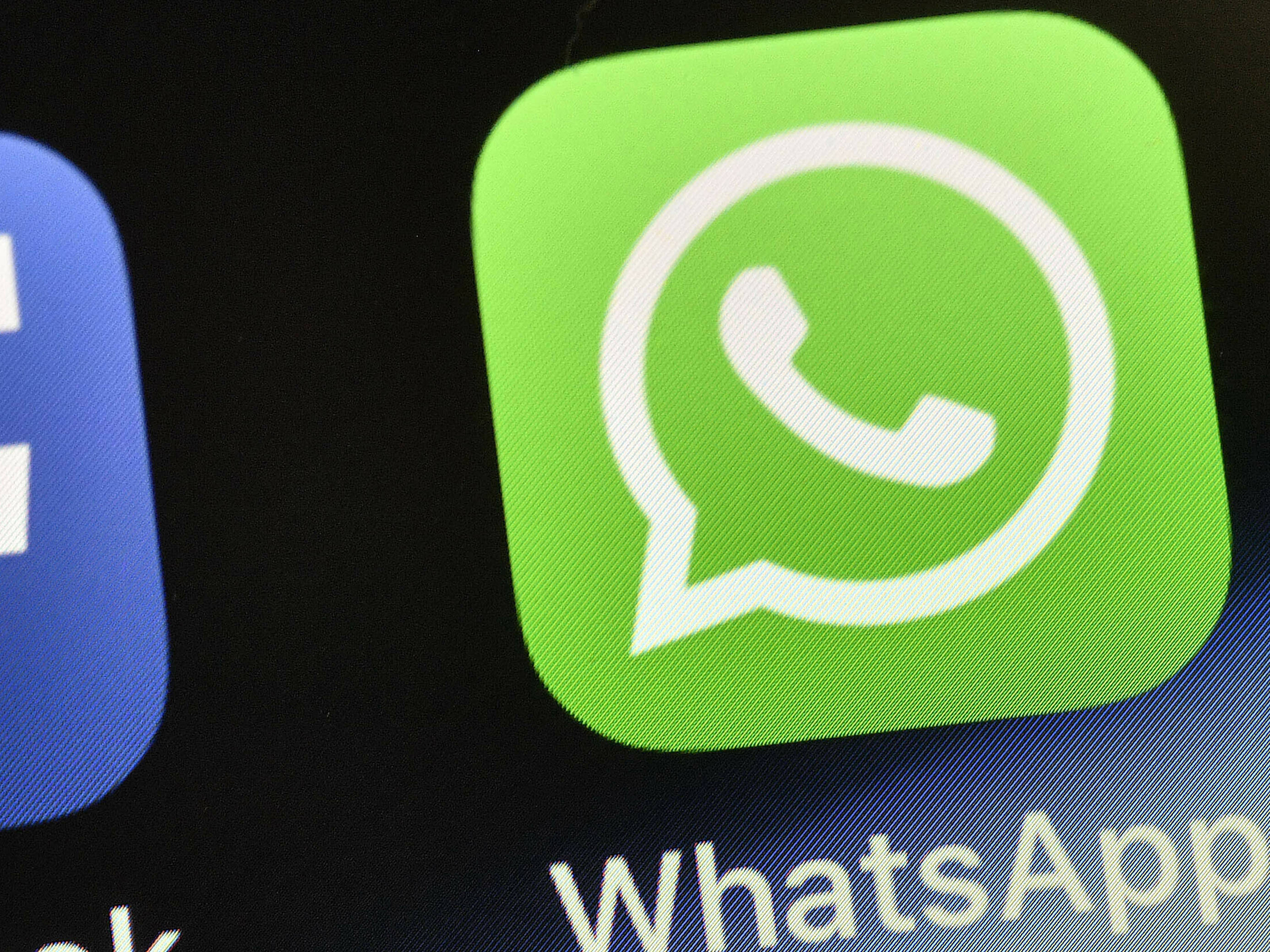 whatsapp中文怎么读?,whatsapp英文怎么翻译成中文