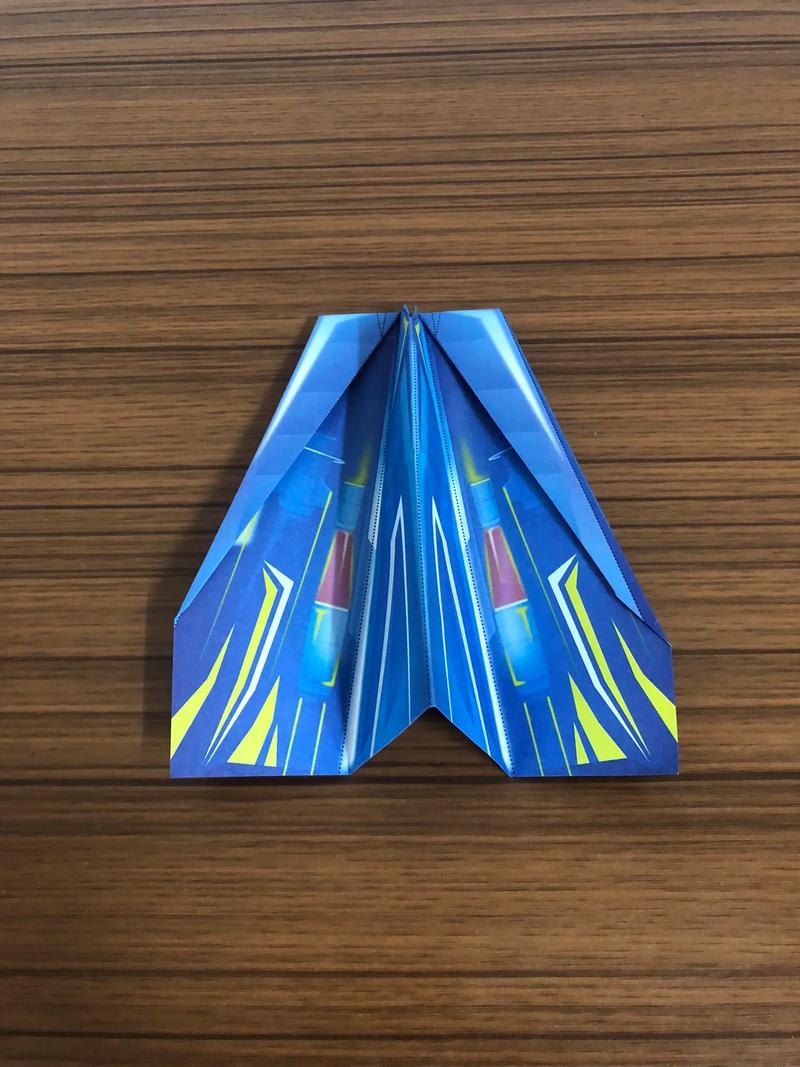 纸飞机是啥意思,纸飞机是什么意思