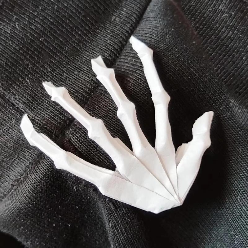 最可怕的折纸,世界上最恐怖的折纸看一下会咬人